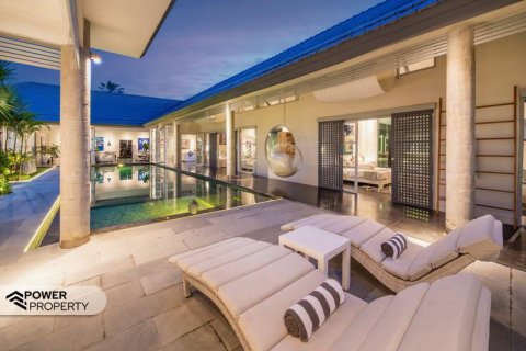 4 bedrooms Villa in South Denpasar, Denpasar,  No. 9122 8