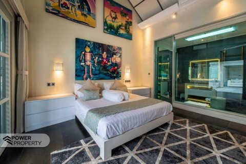 4 bedrooms Villa in South Denpasar, Denpasar,  No. 9122 25