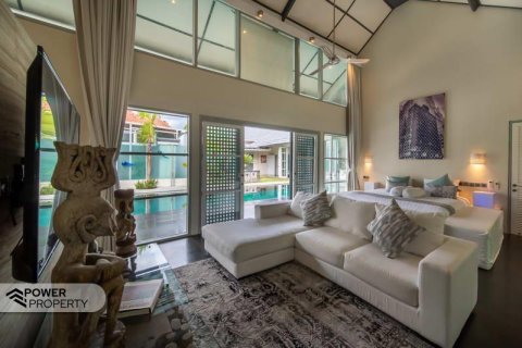 4 bedrooms Villa in South Denpasar, Denpasar,  No. 9122 28