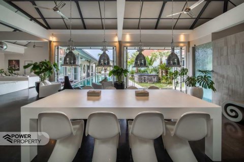 4 bedrooms Villa in South Denpasar, Denpasar,  No. 9122 17