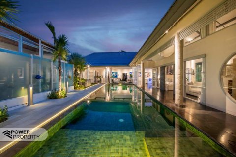 4 bedrooms Villa in South Denpasar, Denpasar,  No. 9122 7