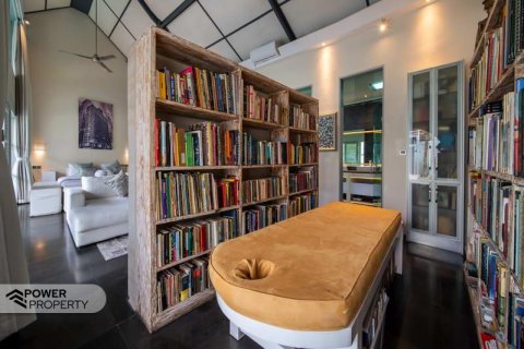 4 bedrooms Villa in South Denpasar, Denpasar,  No. 9122 27