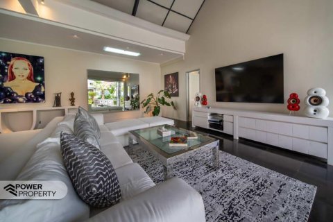 4 bedrooms Villa in South Denpasar, Denpasar,  No. 9122 19