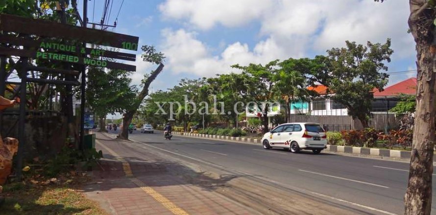 364m2 Commercial property in Seminyak, Badung,  No. 9121