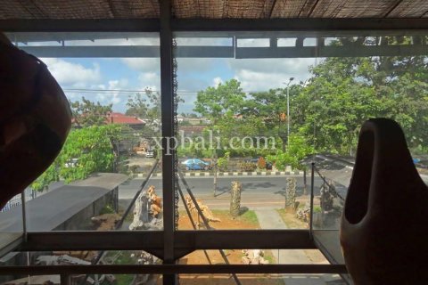 364m2 Commercial property in Seminyak, Badung,  No. 9121 10