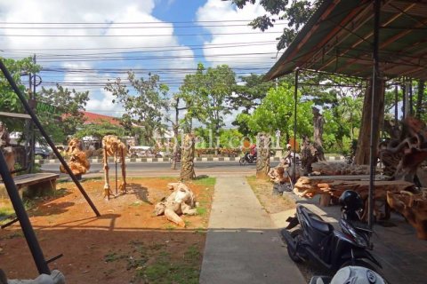 364m2 Commercial property in Seminyak, Badung,  No. 9121 6