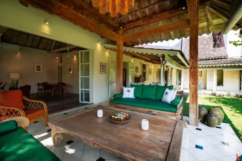 4 bedrooms Villa in Badung, Indonesia No. 10415 13