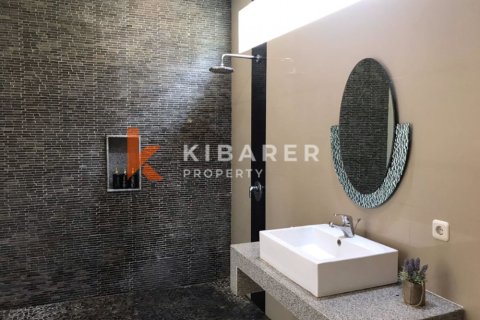 4 bedrooms Villa in Nusa Dua, Badung, Indonesia No. 12408 6
