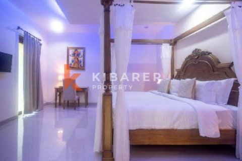 4 bedrooms Villa in Nusa Dua, Badung, Indonesia No. 12408 17