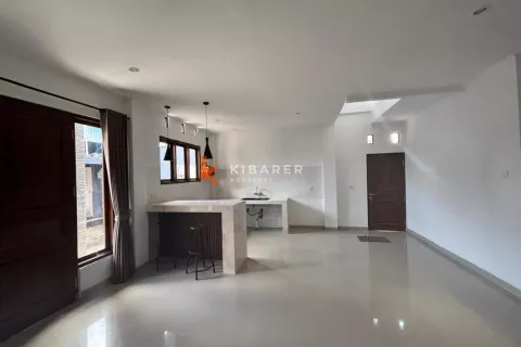 3 bedrooms Villa in Legian, Kuta, Badung, Indonesia No. 12406