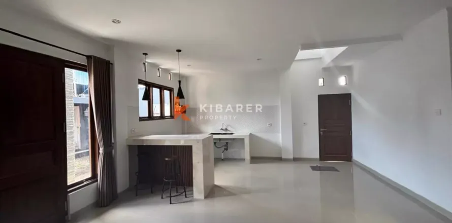 3 bedrooms Villa in Legian, Kuta, Badung, Indonesia No. 12406