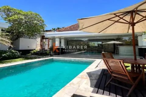 3 bedrooms Villa in Badung, Indonesia No. 12119 4