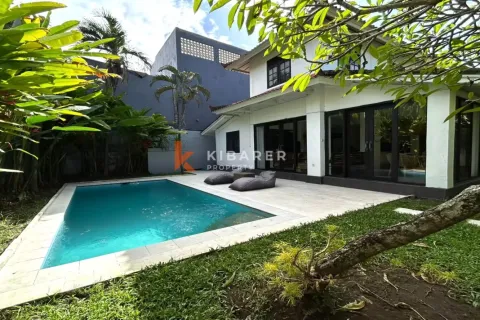 3 bedrooms Villa in Seminyak, Badung, Indonesia No. 12123 3