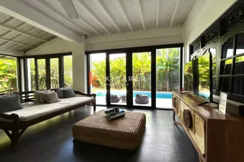 3 bedrooms Villa in Seminyak, Badung, Indonesia No. 12123 2