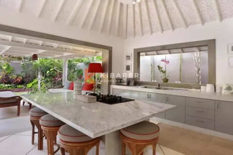 3 bedrooms Villa in Seminyak, Badung, Indonesia No. 12120 5