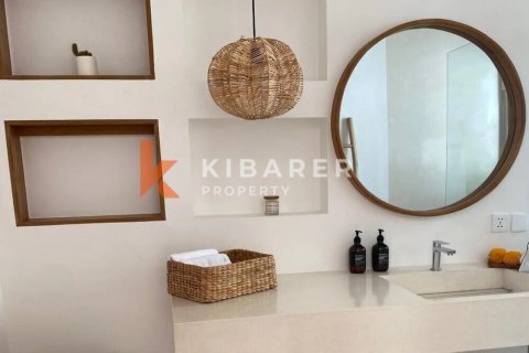 4 bedrooms Villa in Kuta, Badung, Indonesia No. 11826 6