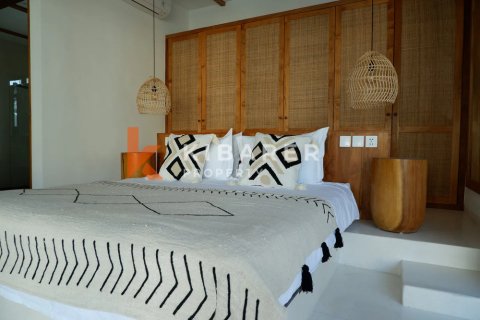 4 bedrooms Villa in Kuta, Badung, Indonesia No. 11826 4