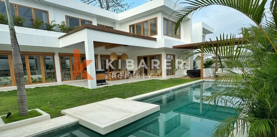 4 bedrooms Villa in Kuta, Badung, Indonesia No. 11826