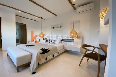 4 bedrooms Villa in Kuta, Badung, Indonesia No. 11826 17