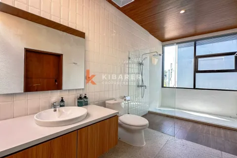 2 bedrooms Villa in Nusa Dua, Badung, Indonesia No. 11815 21