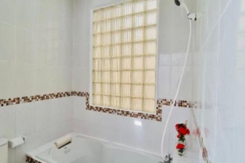 2 bedrooms Villa in South Denpasar, Denpasar,  No. 9101 16