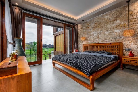 4 bedrooms Villa in Denpasar,  No. 9077 9