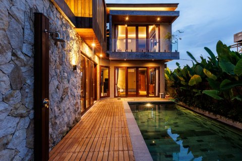 4 bedrooms Villa in Denpasar,  No. 9077 2
