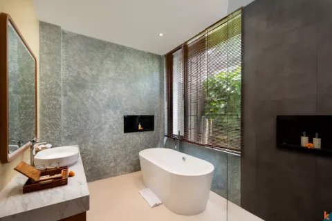 4 bedrooms Villa in Tibubeneng, Badung, Indonesia No. 10672 7