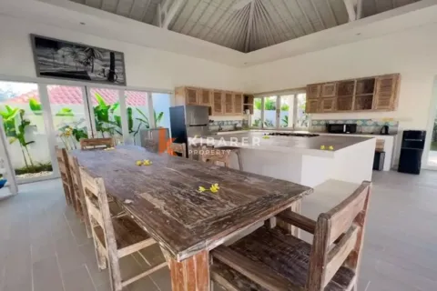 3 bedrooms Villa in South Kuta, Badung, Indonesia No. 12801 4