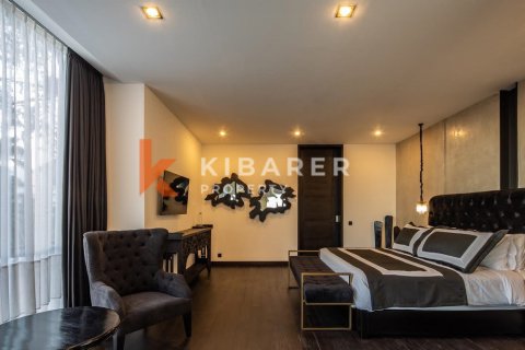 4 bedrooms Villa in Badung, Indonesia No. 12096 7
