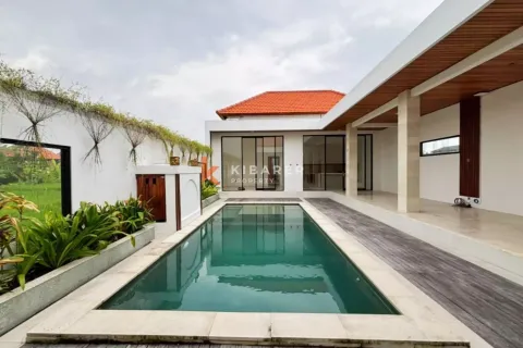3 bedrooms Villa in Badung, Indonesia No. 12091