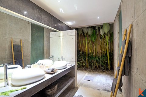 3 bedrooms Villa in Tibubeneng, Badung, Indonesia No. 10593 24