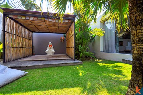 3 bedrooms Villa in Tibubeneng, Badung, Indonesia No. 10593 4