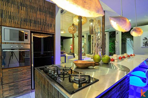 3 bedrooms Villa in Tibubeneng, Badung, Indonesia No. 10593 3