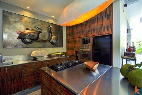 3 bedrooms Villa in Tibubeneng, Badung, Indonesia No. 10593 12