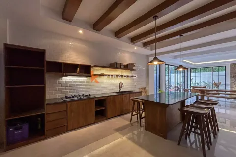 2 bedrooms Villa in Badung, Indonesia No. 11727 5