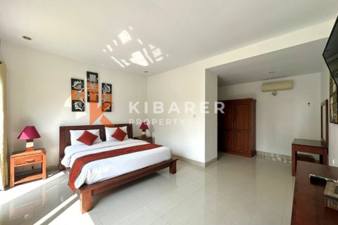 3 bedrooms Villa in Kerobokan, Badung, Indonesia No. 12564 4