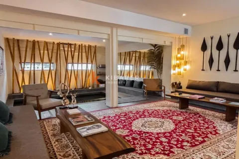 3 bedrooms Villa in Kerobokan, Badung, Indonesia No. 12563 3