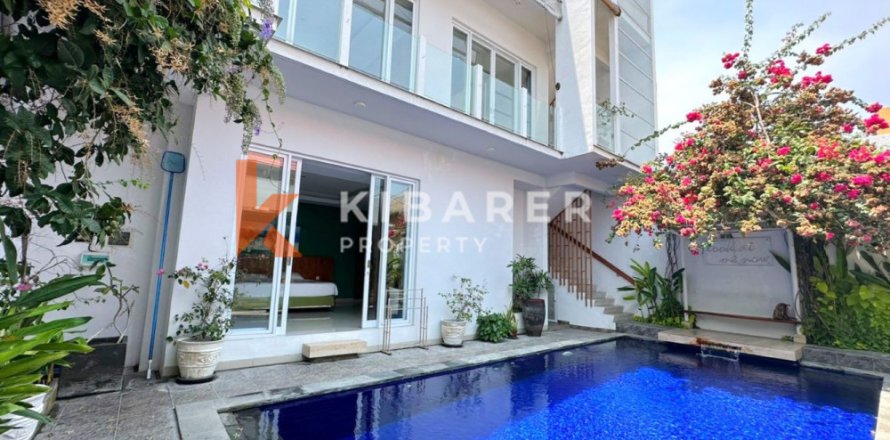 3 bedrooms Villa in Badung, Indonesia No. 12560