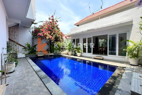 3 bedrooms Villa in Badung, Indonesia No. 12560 7