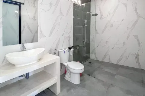 4 bedrooms Villa in Tumbak Bayuh, Mengwi, Badung, Indonesia No. 10896 16