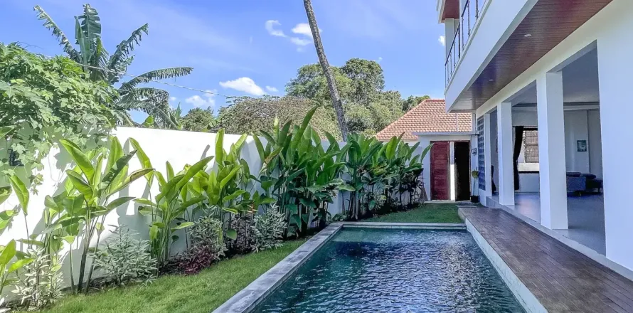 4 bedrooms Villa in Tumbak Bayuh, Mengwi, Badung, Indonesia No. 10896