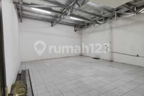 376m2 Shop in Tangerang,  No. 9195 3