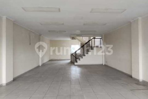 376m2 Shop in North Serpong, South Tangerang,  No. 9197 8