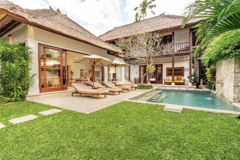 4 bedrooms Villa in Jimbaran, Badung,  No. 9194 1