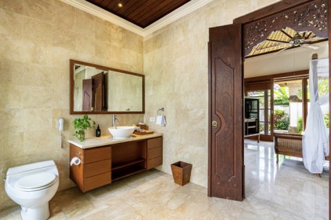 4 bedrooms Villa in Jimbaran, Badung,  No. 9194 14