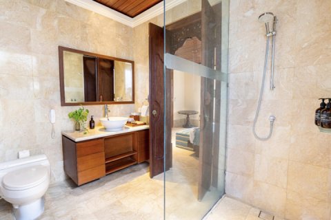 4 bedrooms Villa in Jimbaran, Badung,  No. 9194 9