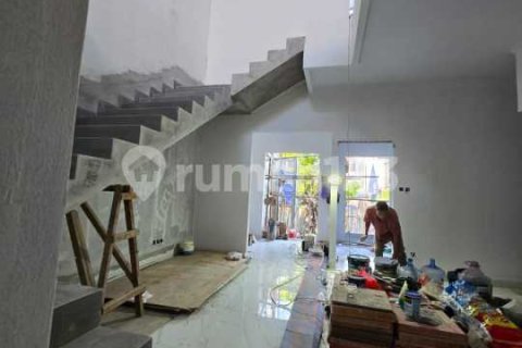 3 bedrooms House in Jakarta, No. 9192 2