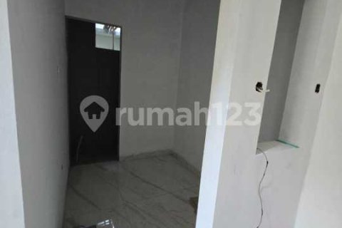 3 bedrooms House in Jakarta, No. 9192 6