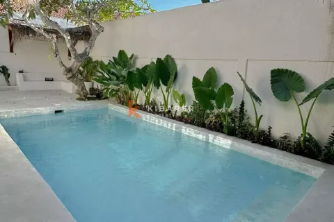 2 bedrooms Villa in Kerobokan, Badung, Indonesia No. 12585 2